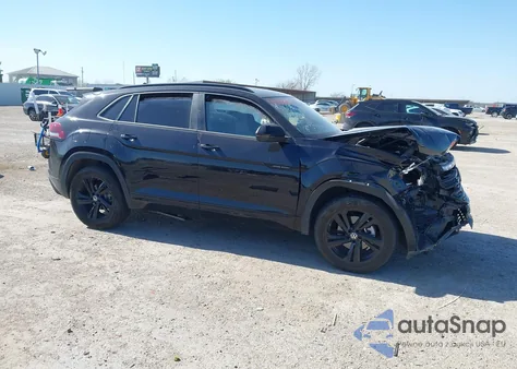 2025 Volkswagen Atlas Cross Sport 2.0T Sel R-Line Black from USA, damaged, VIN 1V2AE2CA8SC221416